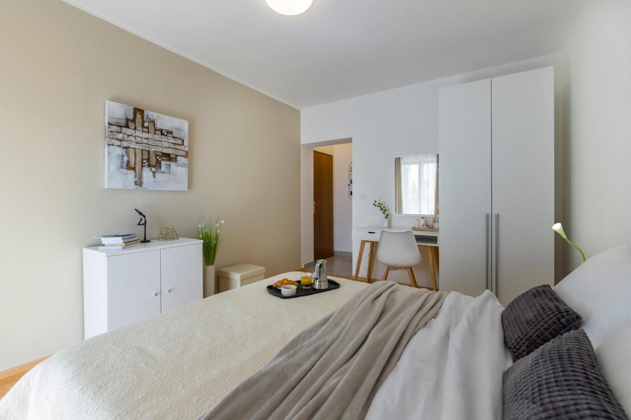 מדולין Apartments Antonio מראה חיצוני תמונה