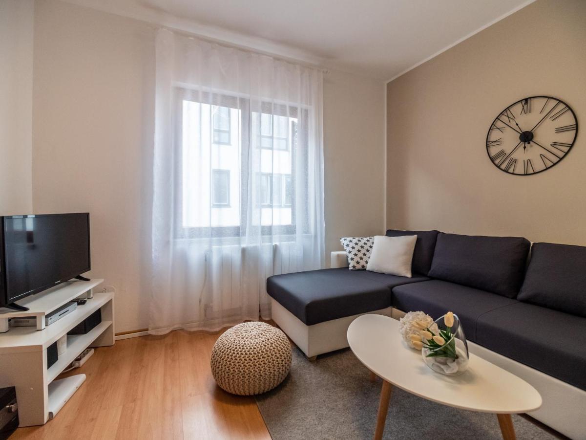 מדולין Apartments Antonio מראה חיצוני תמונה