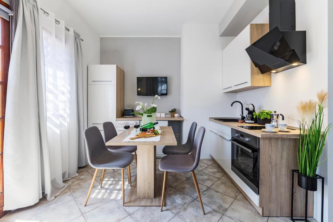 מדולין Apartments Antonio מראה חיצוני תמונה