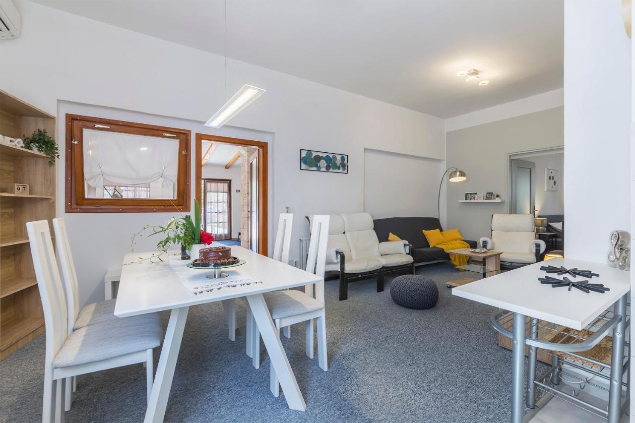 מדולין Apartments Antonio מראה חיצוני תמונה