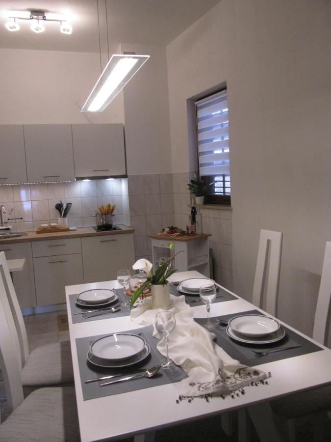 מדולין Apartments Antonio מראה חיצוני תמונה