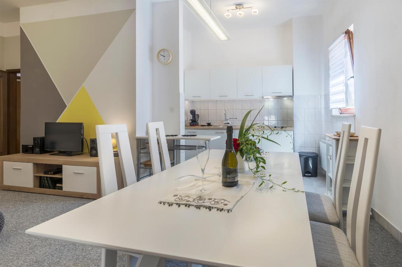 מדולין Apartments Antonio מראה חיצוני תמונה